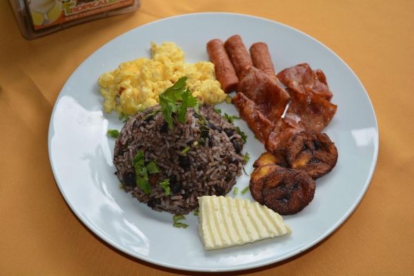 Hostel Backpackers La Fortuna